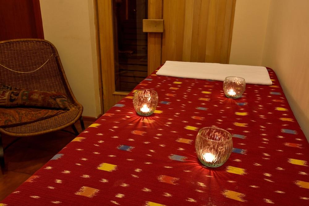 Urban Lodge Hotel Rooms And Suits Tbilisi Exterior foto